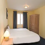 La Hotel 2*