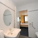 La 2*